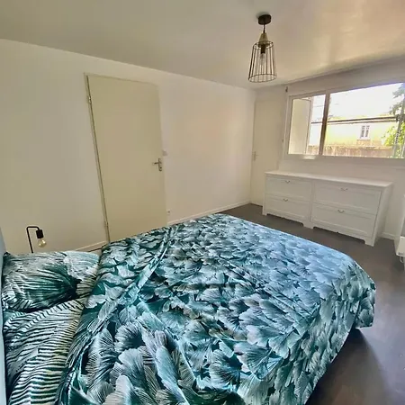 Le Carnot: City Centre With Parking Space Apartment Poitiers