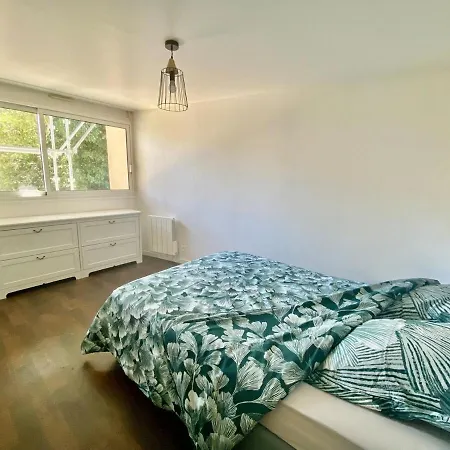 Le Carnot: City Centre With Parking Space Apartment