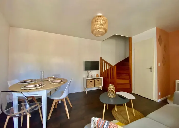 Le Carnot: City Centre With Parking Space Apartment